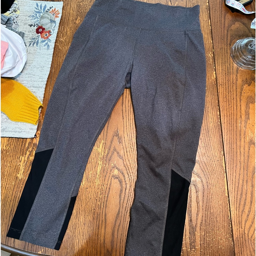 capri leggings